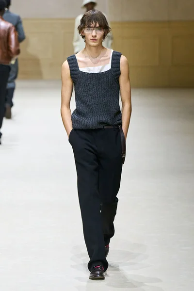 Look 40